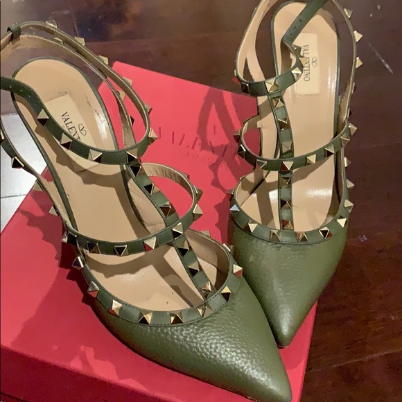 Green Valentino Shoes - Picture 2 of 3